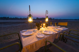 Luangwa Bush Camp max1100x600